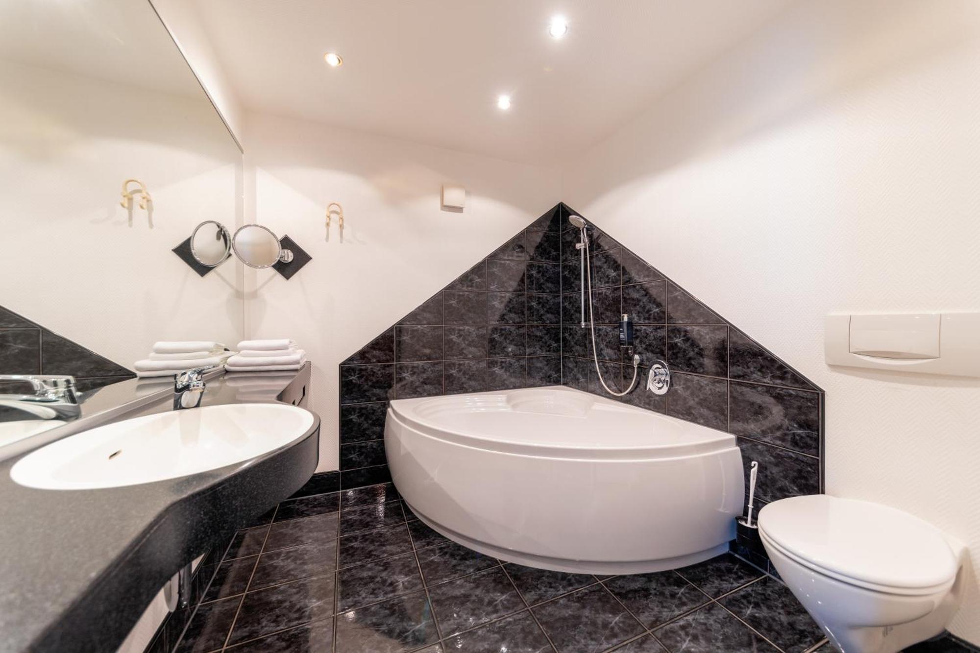 Hotel Ross Schweinfurt Eksteriør billede