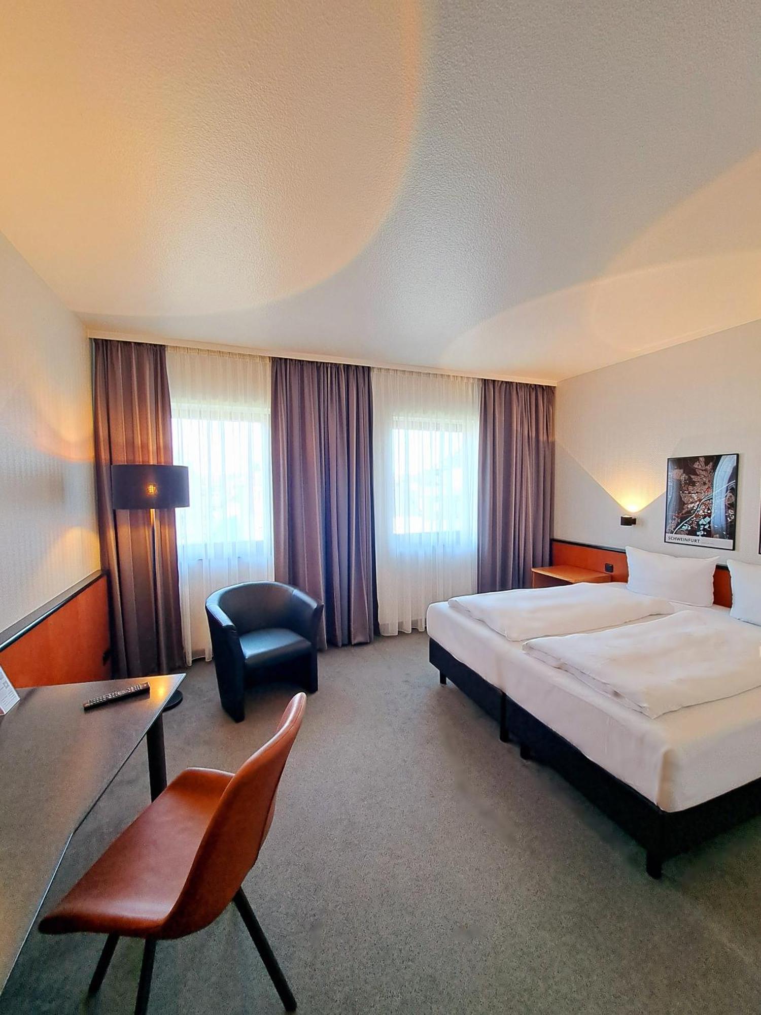 Hotel Ross Schweinfurt Eksteriør billede